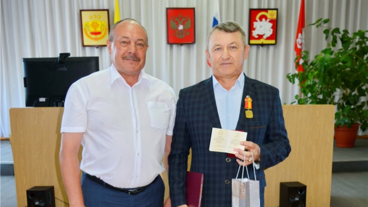 Награжден памятной медалью"100-летие образования Чувашской автономной области"