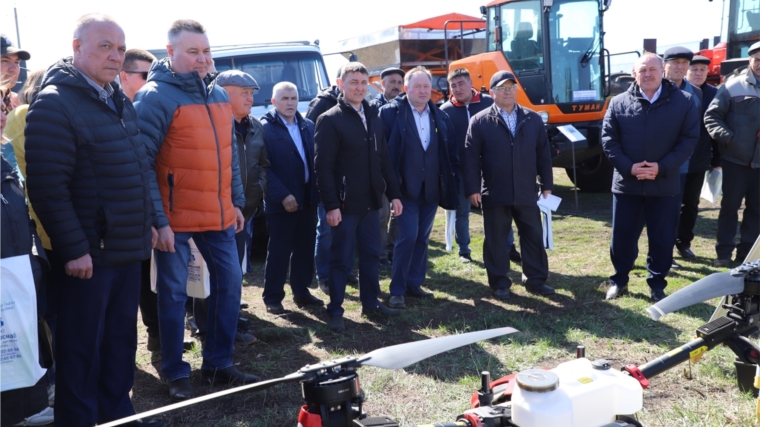 Аграрии Яльчикского муниципрального округа провели семинар-совещание перед весенними полевыми работами
