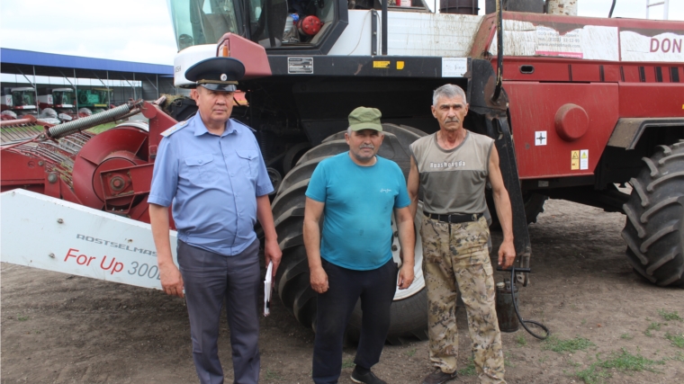 Технический осмотр кормоуборочных комбайнов